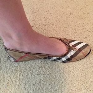 Burberry Nova Check Travel Slippers w/ Bag L (8-9)